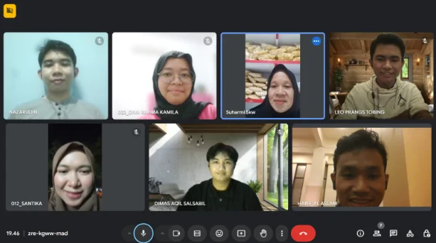Pertemuan daring Nafisa Keripik bersama tim mahasiswa UNTAN dalam membahas strategi digital